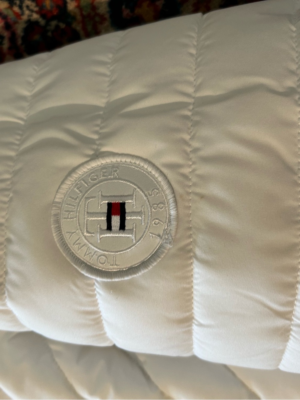 White puffer coat Tommy Hilfiger - Picture 5 of 11
